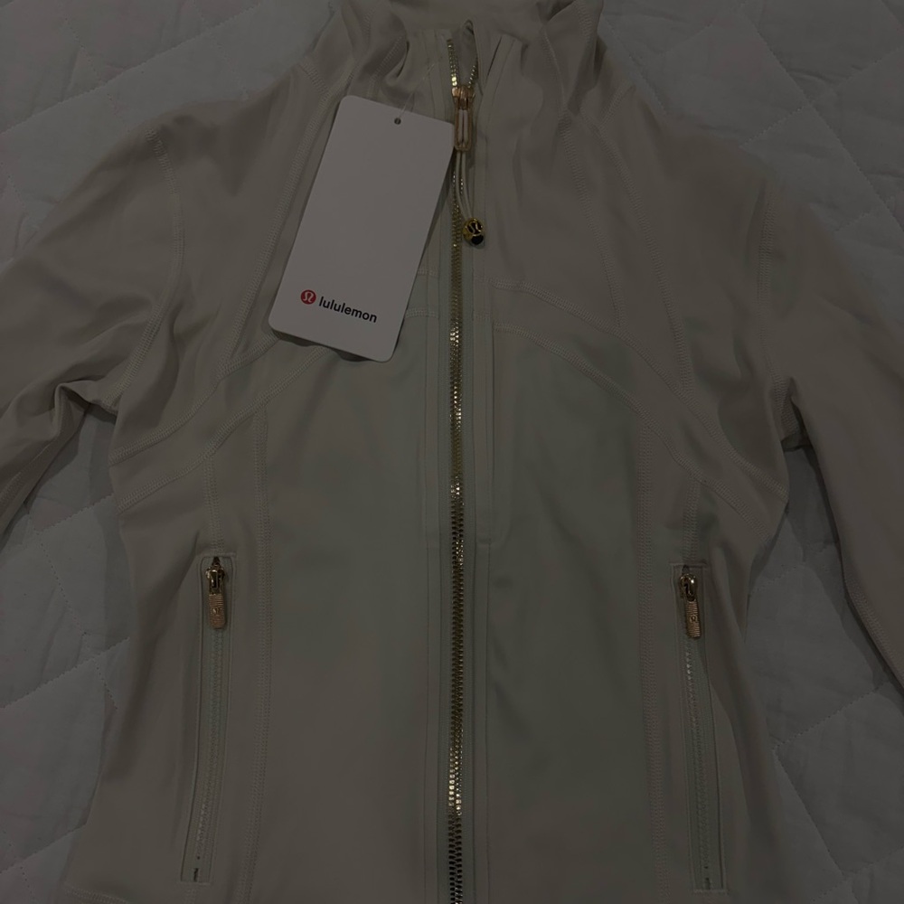 lululemon cropped define jacket